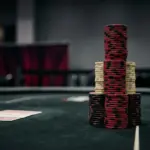 45 Spieler erreichen Tag 2 beim King’s Million EPC