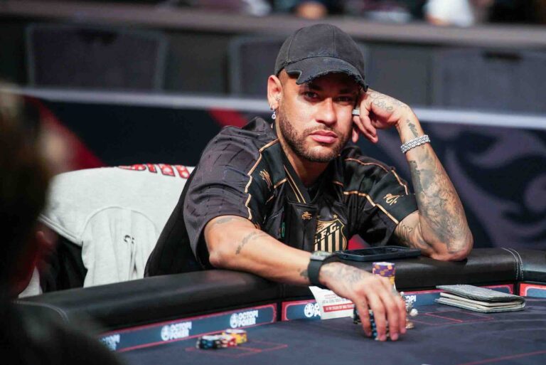 Coupe du monde 2026 : Neymar passe du fiasco brésilien aux tables de poker