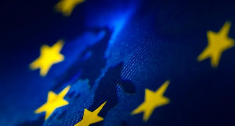 EU-flagga i närbild.
