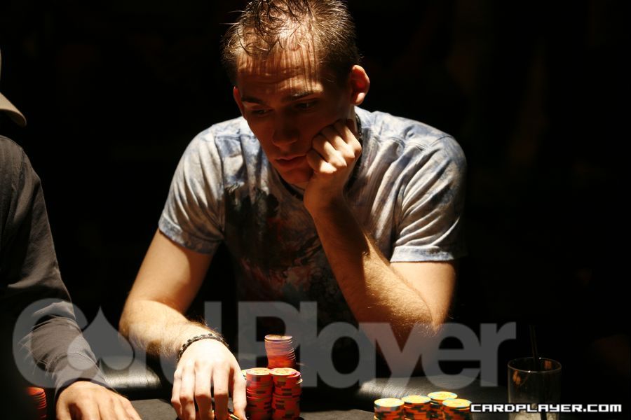 Bonomo at the final table Bonomo at the final table