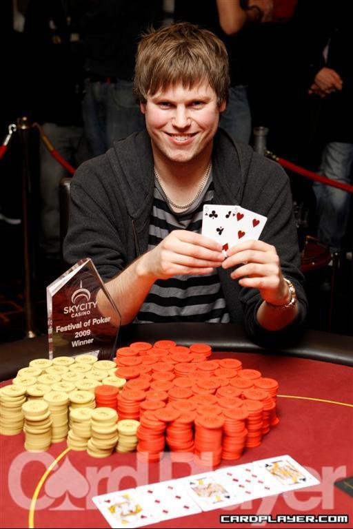 Simon Watt Wins the 2009 APPT Auckland Main Event