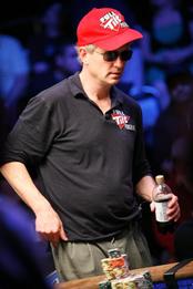 Steven Begleiter will return to the WSOP main event in November. Steven Begleiter will return to the WSOP main event in November.