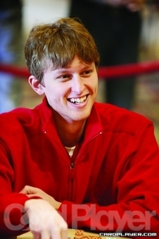 Aaron Jones 'aejones' Aaron Jones 'aejones'