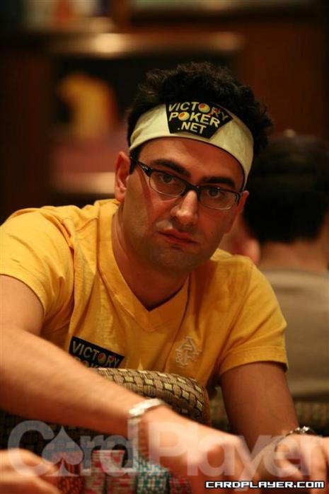 Antonio Esfandiari