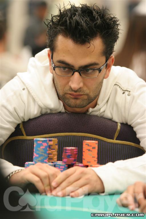 Antonio Esfandiari