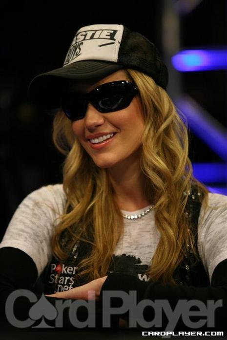 Vanessa Rousso at a WPT Final Table in 2010