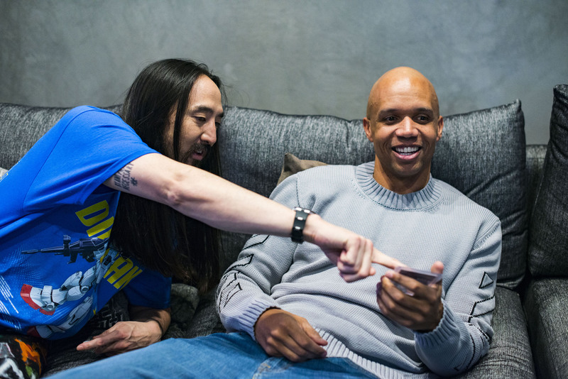 Aoki with Phil Ivey Aoki with Phil Ivey
