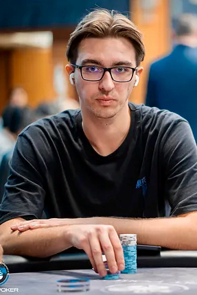 Simas Karaliunas, credit: PokerNews / Merit Poker Simas Karaliunas, credit: PokerNews / Merit Poker