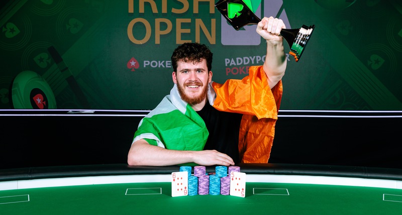 Simon Wilson Takes It Down