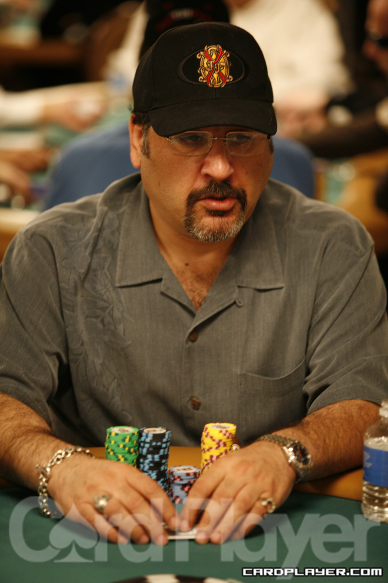 1747747034_original_AmirVahedi_WSOP_EV45_Day1.jpg