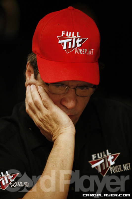 1747747301_original_JohnCernuto_WSOP_EV53_Day1.jpg