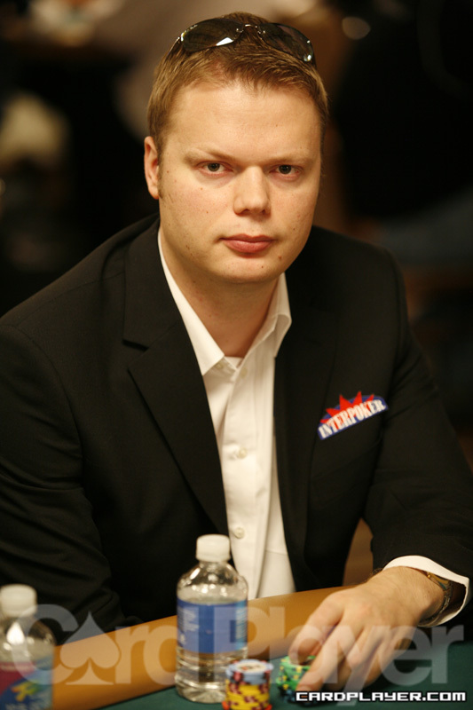 1747747382_original_JuhaHelppi_WSOP_EV55_Day1B.jpg