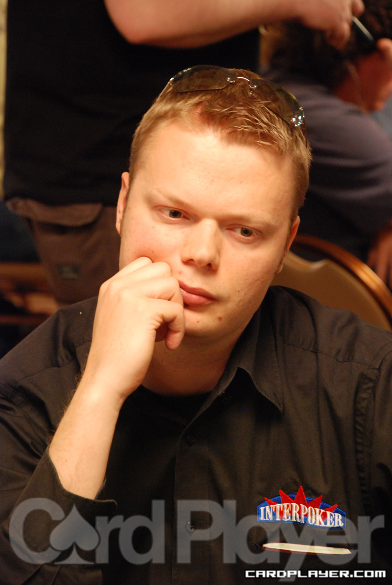 1747747383_original_JuhaHelppi_WSOP_EV43_Day1.jpg