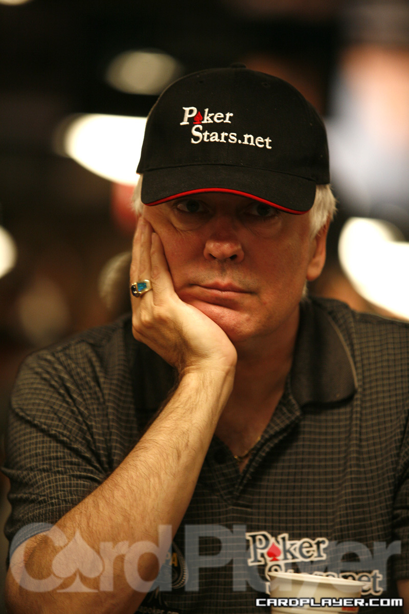 1747747531_original_TomMcEvoy_WSOP_EV47_Day1.jpg