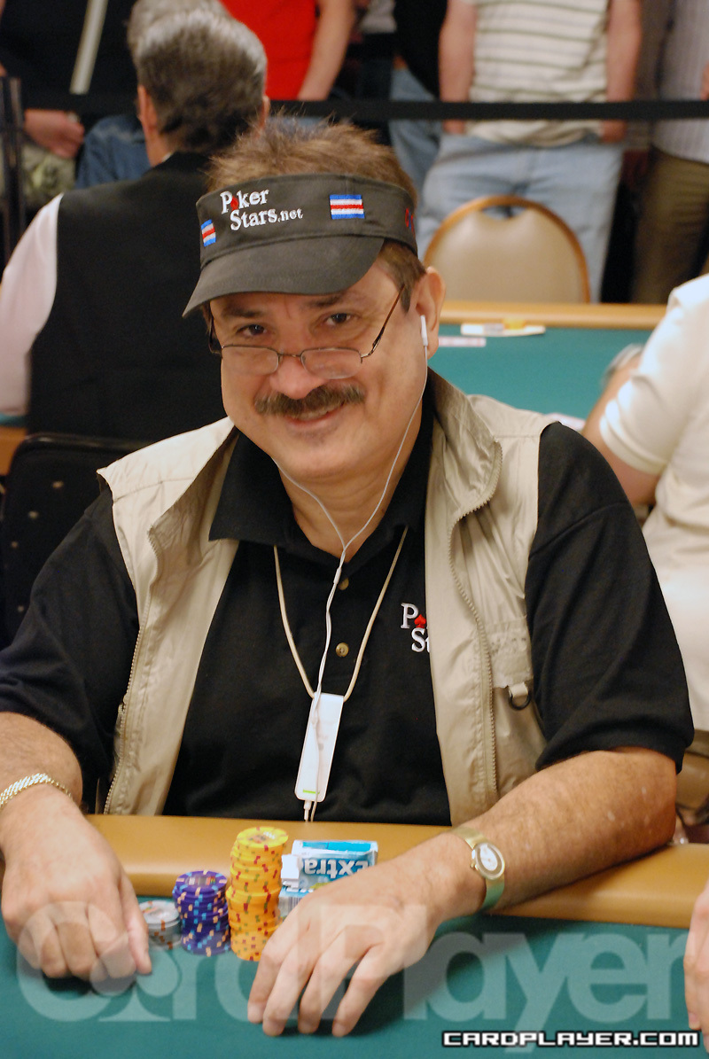 1747747673_original_HumbertoBrenes_WSOP_EV11_Day2.jpg