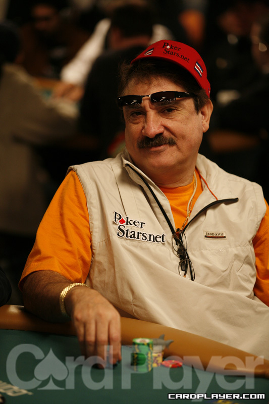 1747747677_original_HumbertoBrenes_WSOP_EV50_Day1.jpg