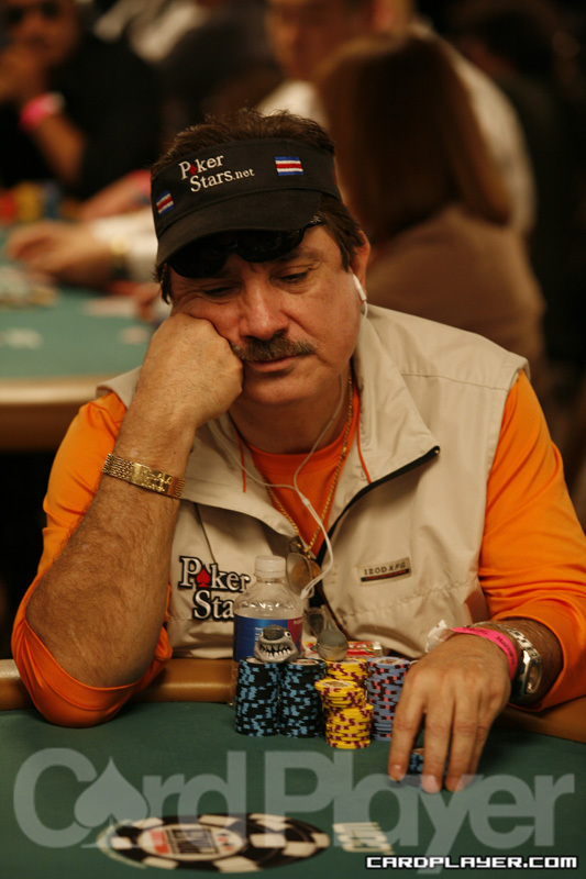 1747747681_original_HumbertoBrenes_WSOP_EV55_Day2B.jpg