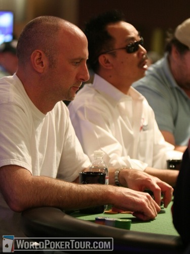 Lee Markholt (left) and David "The Dragon" Pham on Day 1 of the WPT Reno World Poker Challenge