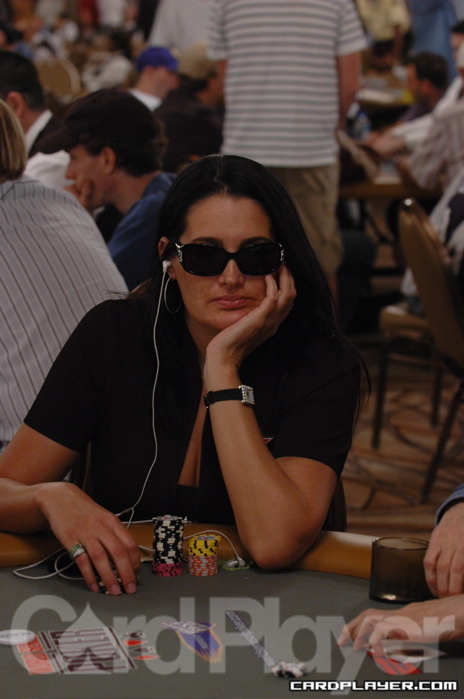 1747748671_original_Gazes_Kristy-2.JPG