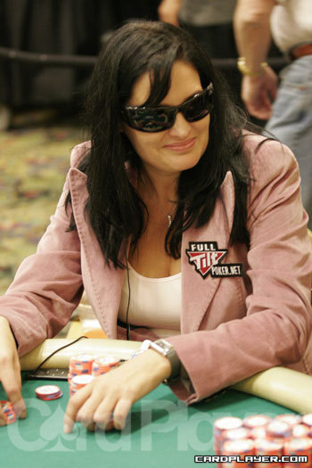 1747748673_original_KristyGazes-8.jpg