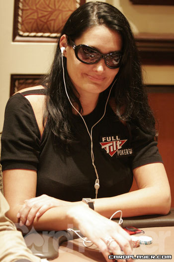 1747748674_original_KristyGazes-12.jpg