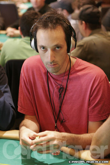 1747749335_original_billgazes.jpg