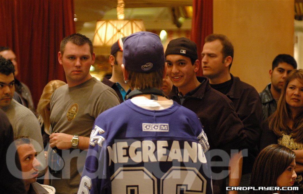 Daniel Negreanu and his Fans