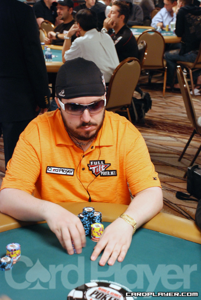 1747749677_original_MaxPescatori_WSOP_EV39_Day1.jpg