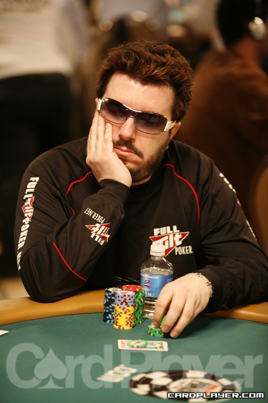 1747749689_original_MaxPescatori_WSOP_EV50_Day1.jpg