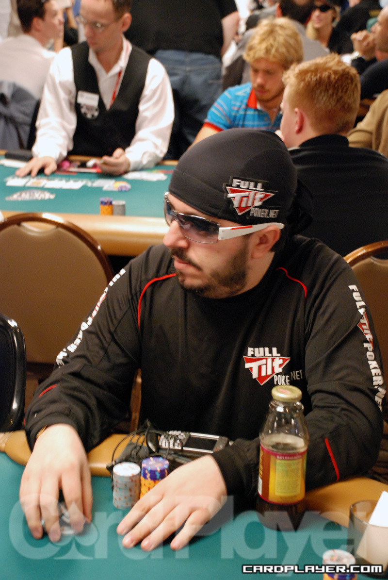 1747749689_original_MaxPescatori_WSOP_EV7_Day1.jpg