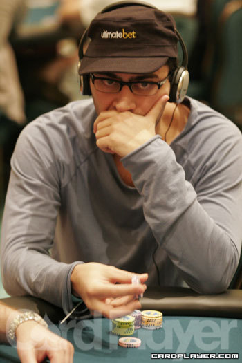 Antonio Esfandiari