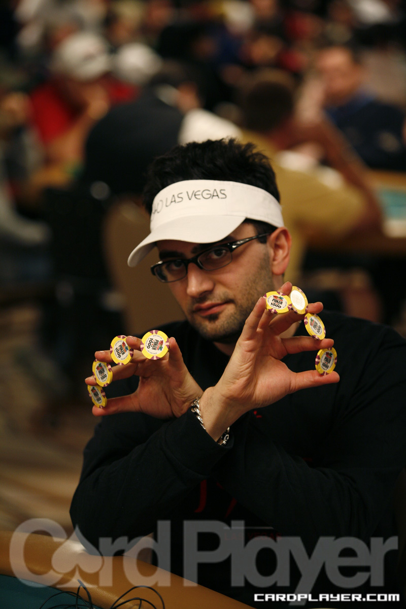 Antonio Esfandiari