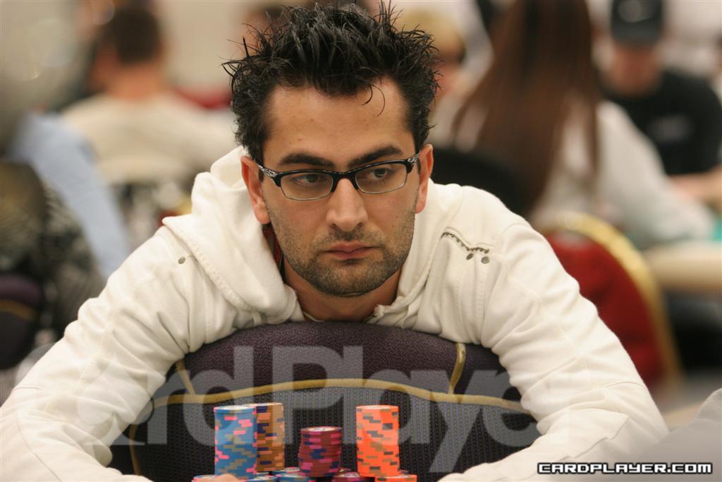 Antonio Esfandiari