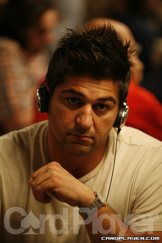 1747750065_original_SeanSheikhan_WSOP_EV54_Day1.jpg