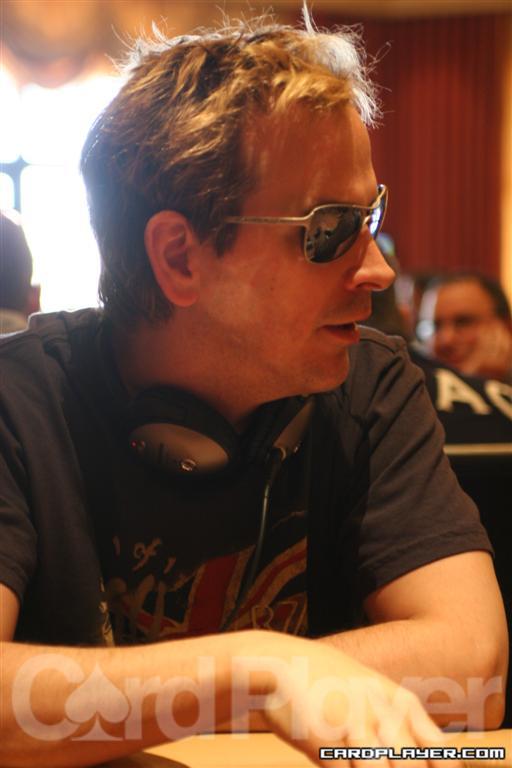 1747750106_original_Phil_Laak_Large_.JPG