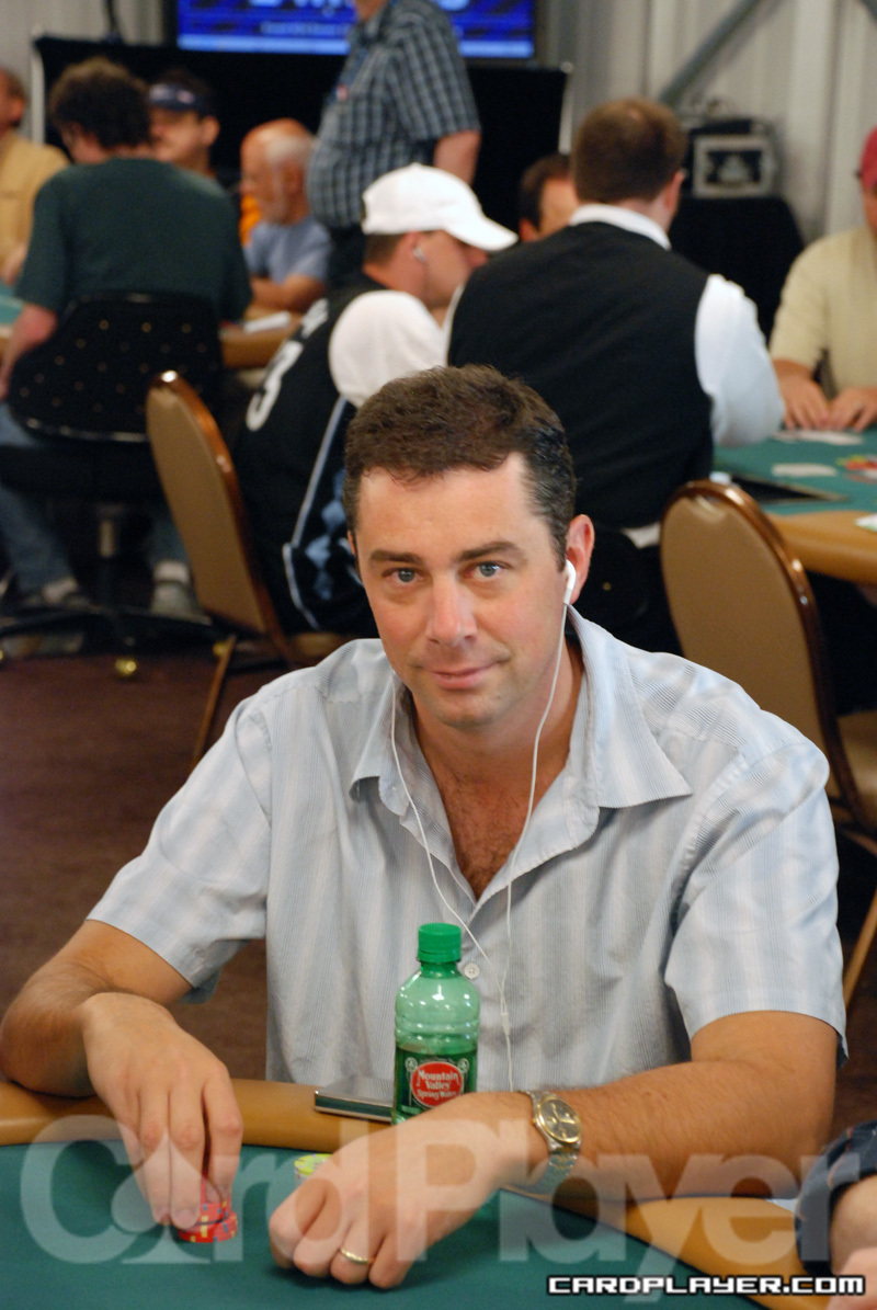 1747750585_original_MarkGregorich_WSOP_EV32_Day1.jpg