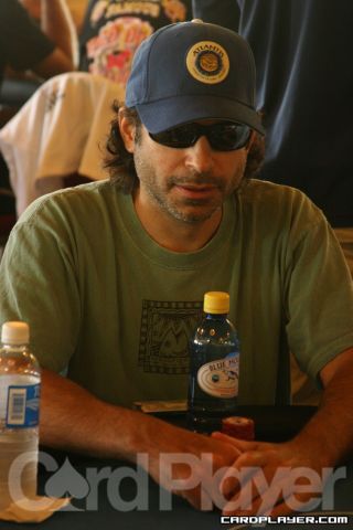1747750634_original_David_Singer_2_Day_1_Turks_Poker_Classic_-_Seth_Niesen_-_9_-_26-07.jpg