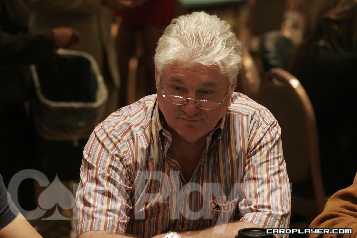 Barry Shulman in day one of the Mandalay Bay Poker Championship