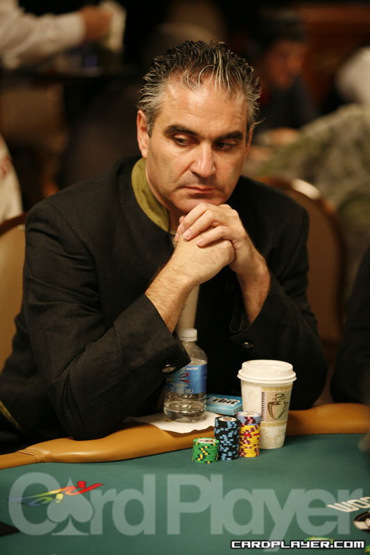 1747751075_original_PhillipMarmonstein_WSOP_EV50_Day1.jpg