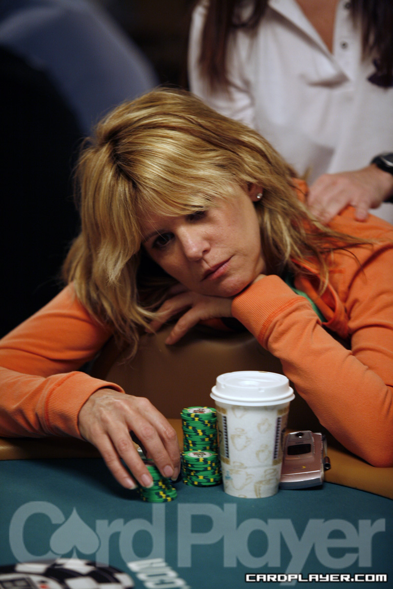 1747751458_original_CyndyViolette_WSOP_EV44_Day1.jpg