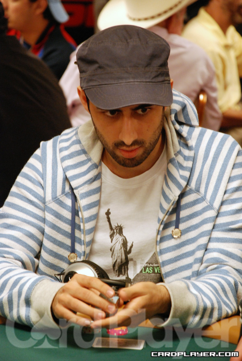 1747751499_original_DanielAlai_WSOP_EV7_Day1.jpg