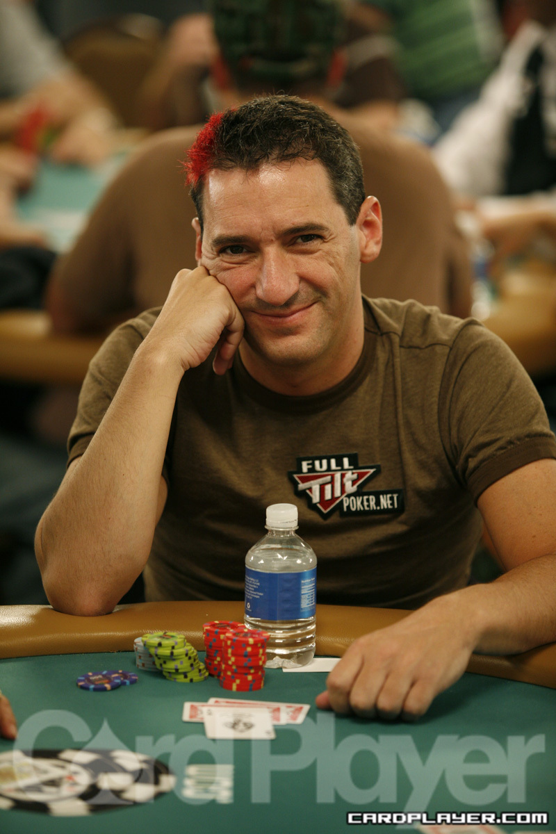 1747751728_original_PerryFriedman_WSOP_EV46_Day1.jpg