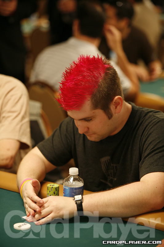 1747751888_original_GavinGriffin_WSOP_EV48_Day1.jpg