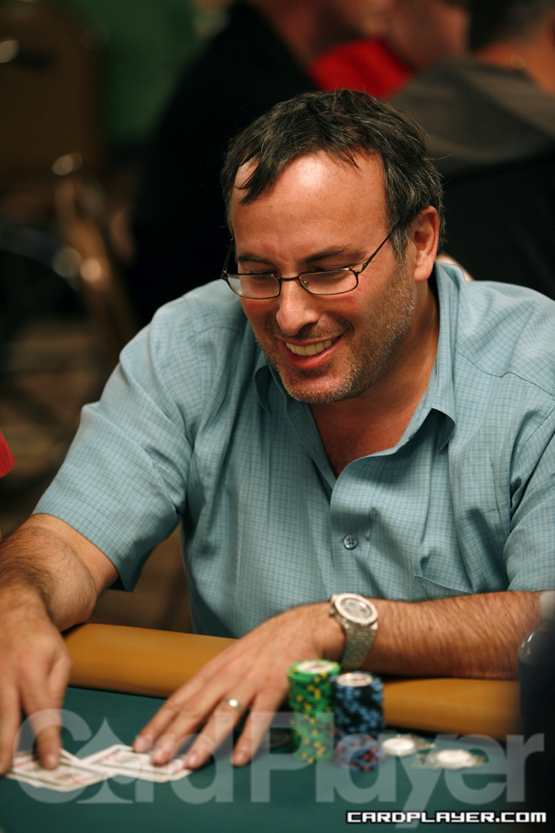 1747752449_original_DanielShak_WSOP_EV44_Day1.jpg
