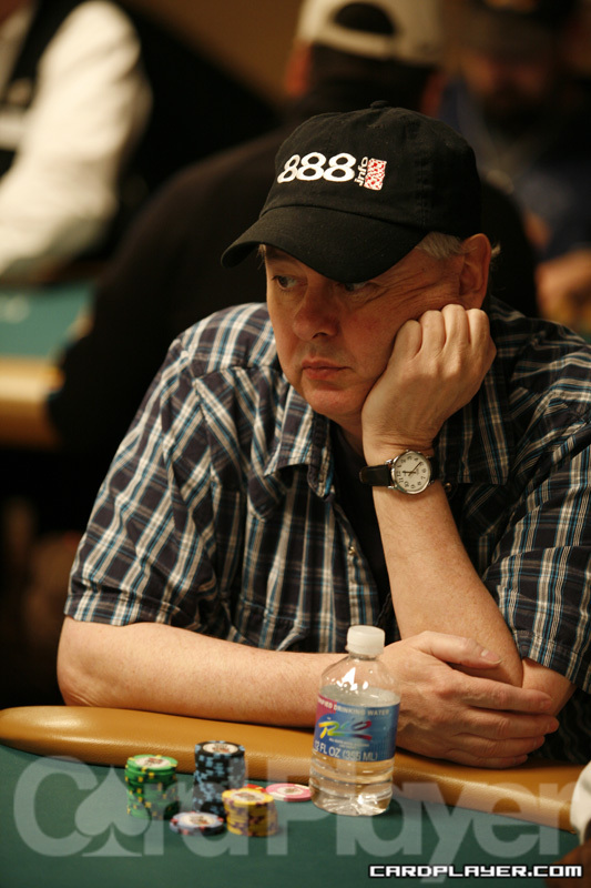 1747752784_original_ChrisReslock_WSOP_EV50_Day1.jpg