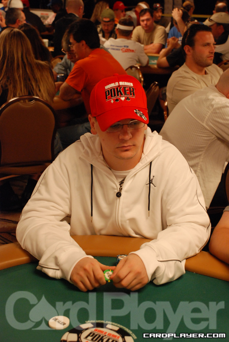 1747752832_original_SteveBillarikis_WSOP_EV38_Day1.jpg