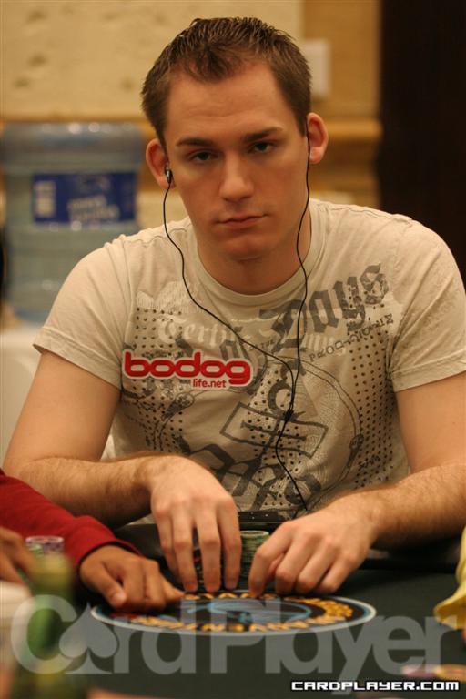 1747753218_original_JustinBonomo_Large_-6.JPG