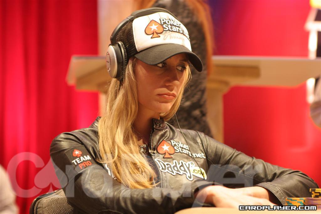 1747753765_original_VanessaRousso_Large_-18.JPG