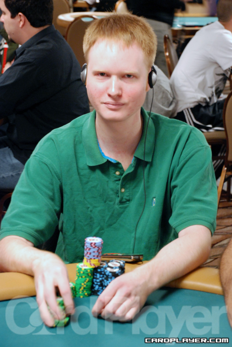 1747754141_original_JonTurner_WSOP_EV37_Day1.jpg