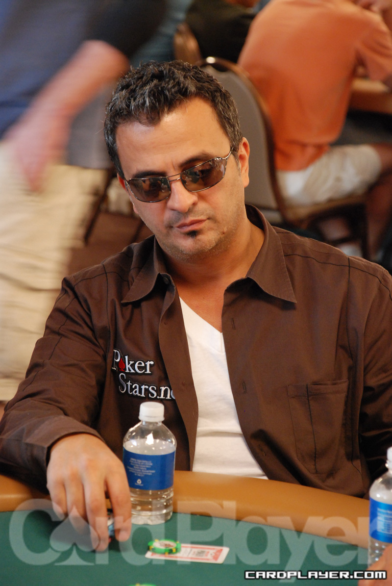 1747754234_original_JoeHachem_WSOP_EV38_Day1.jpg
